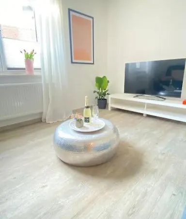 St-apartment Charming 1 Mit Terrasse Und Garten, 3 In Geislingen Апартаменты Гайслинген-ан-дер-Штайге