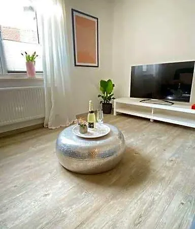 St-apartment Charming 1 Mit Terrasse Und Garten, 3 In Geislingen Апартаменты Гайслинген-ан-дер-Штайге